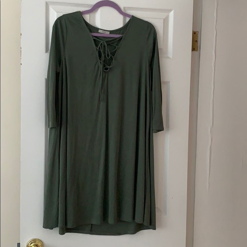 Green peasant dress